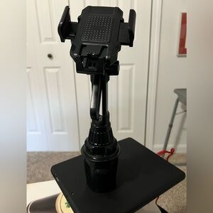 Car cell phone holder